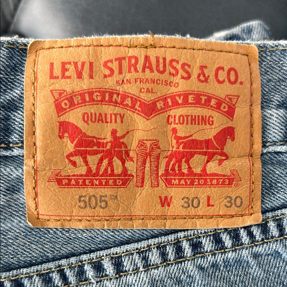 Levi’s Vintage looking 505 Jeans 30X30  A+++ distressed for a 2019 Jean - Picture 2 of 12